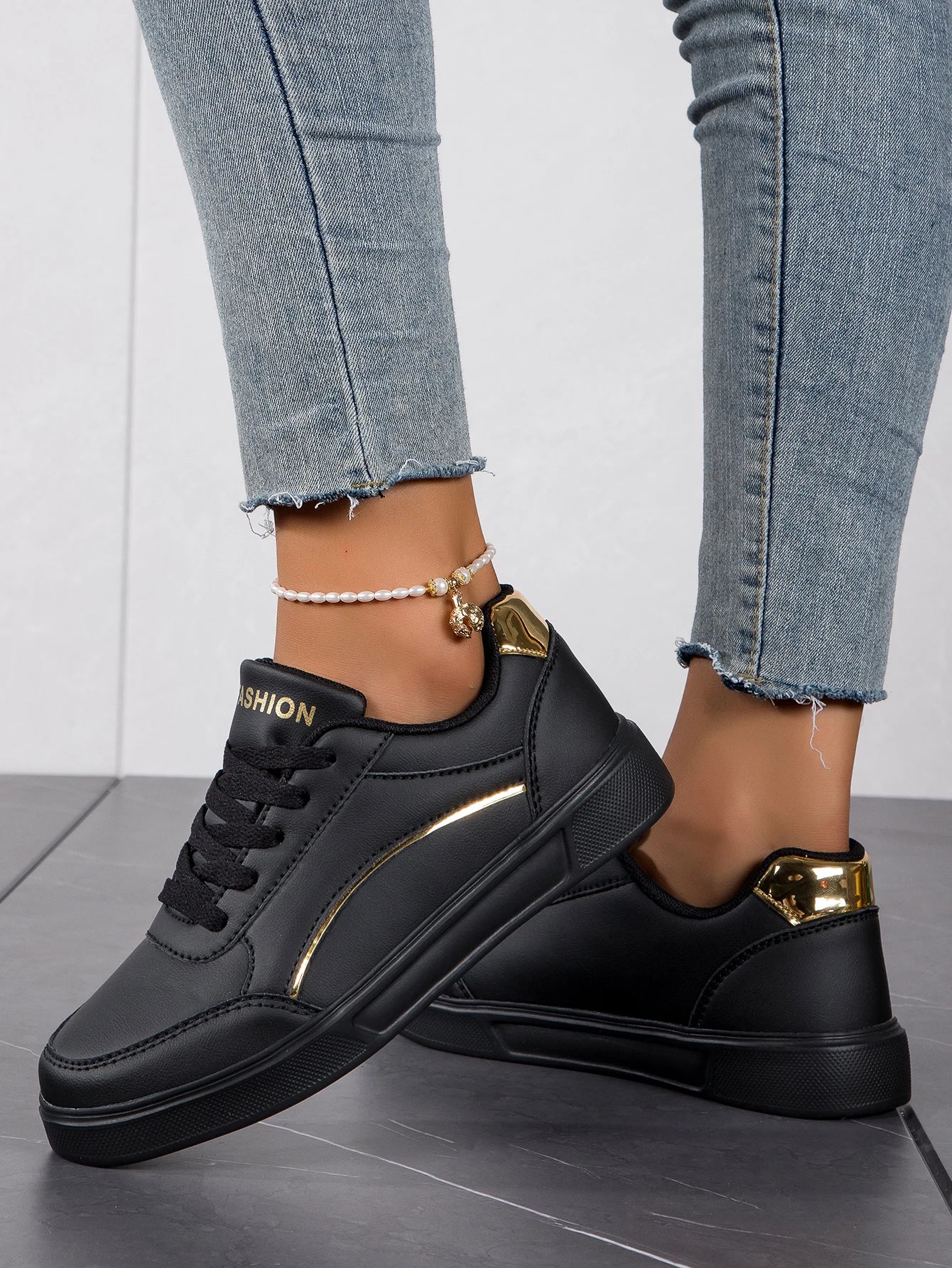 Baasploa Women Casual Sneakers Leather Platform Sneakers for Women Classics Comfort Skateboarding Shoes Non-Slip