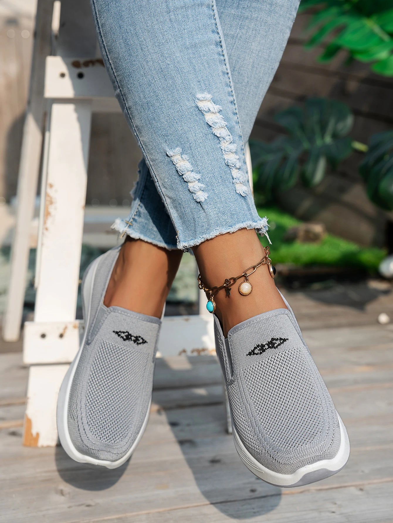 Women Casual Sports Shoes Breathable Lightweight Sneakers Anti-slip Flats Outdoor Running Walking Shoes Female Vulcanized Shoes