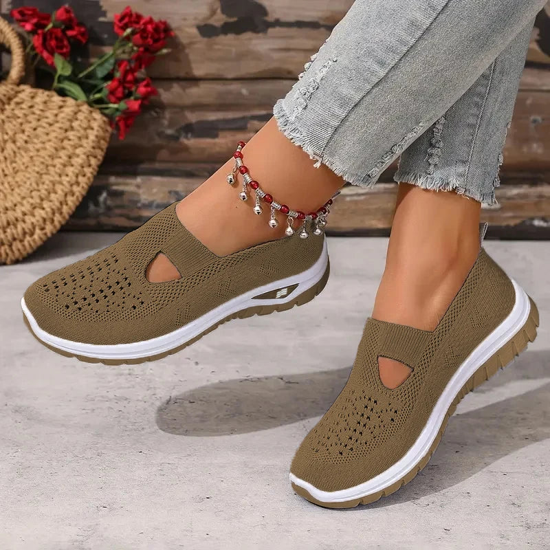 Women's casual sports shoes, solid color breathable sports soft-soled lightweight walking shoes, low-top knitted casual shoes