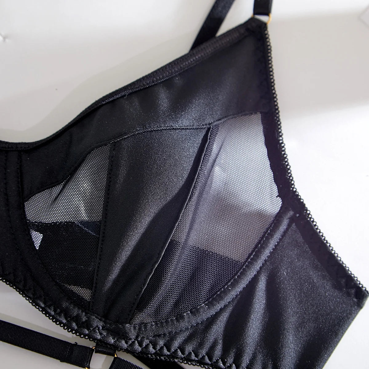 Fashion Black Bra Set Women Patchwork See Through Mesh Lingerie Set Ladies Sexy Panty Garters Transparent Underwear Set