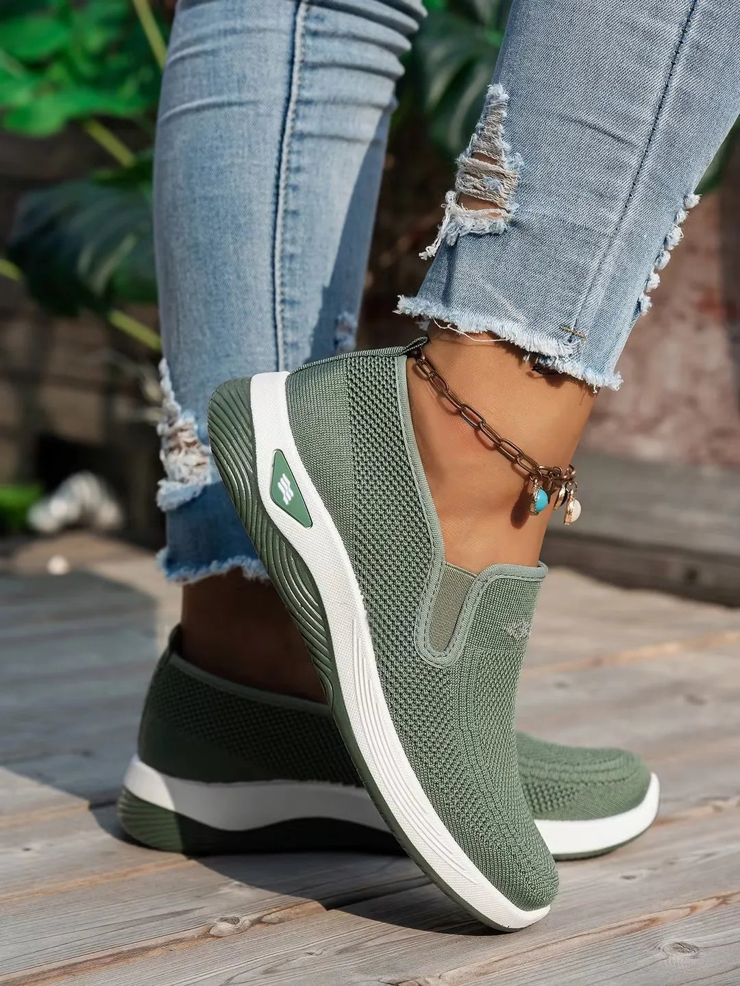 Women Casual Sports Shoes Breathable Lightweight Sneakers Anti-slip Flats Outdoor Running Walking Shoes Female Vulcanized Shoes
