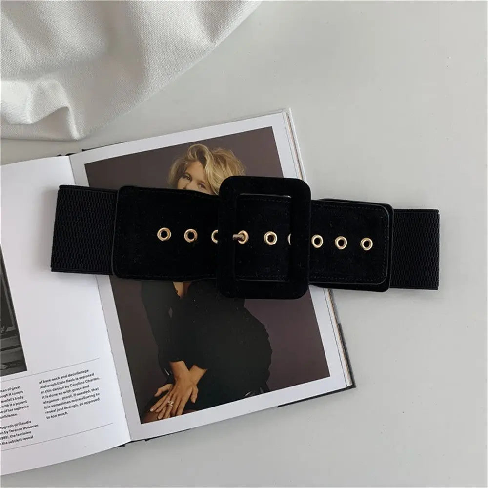 The Stretch Wide Waist Metal Buckle Belt
