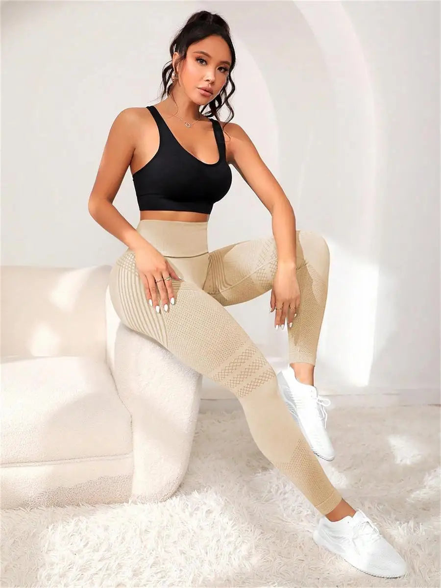 Seamless high-waisted hip-lifting yoga pants, elastic quick-drying tight pants, women's outdoor sports running, cycling and fitn