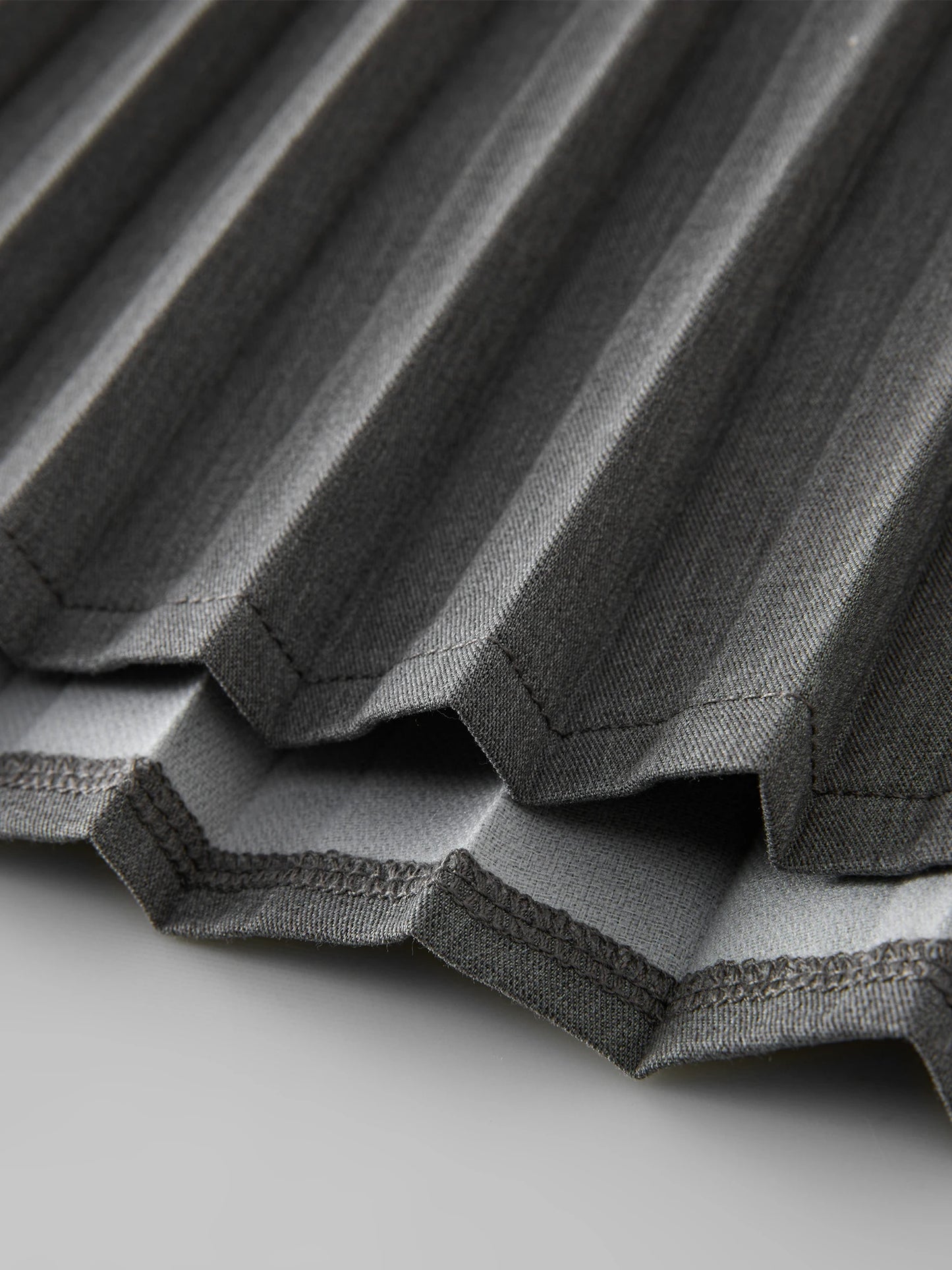The Wool-Blend Pleated Office Mini