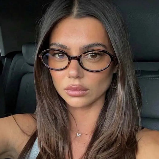 The Oval Clear Frame Eyeglasses