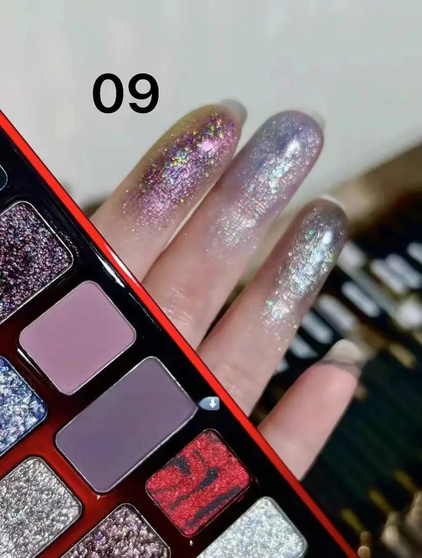 The 16-Color Chameleon Eyeshadow Palette