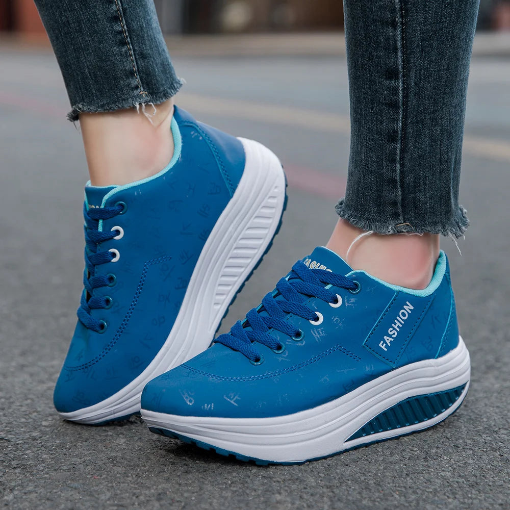 The Wedge Lace Sneaker