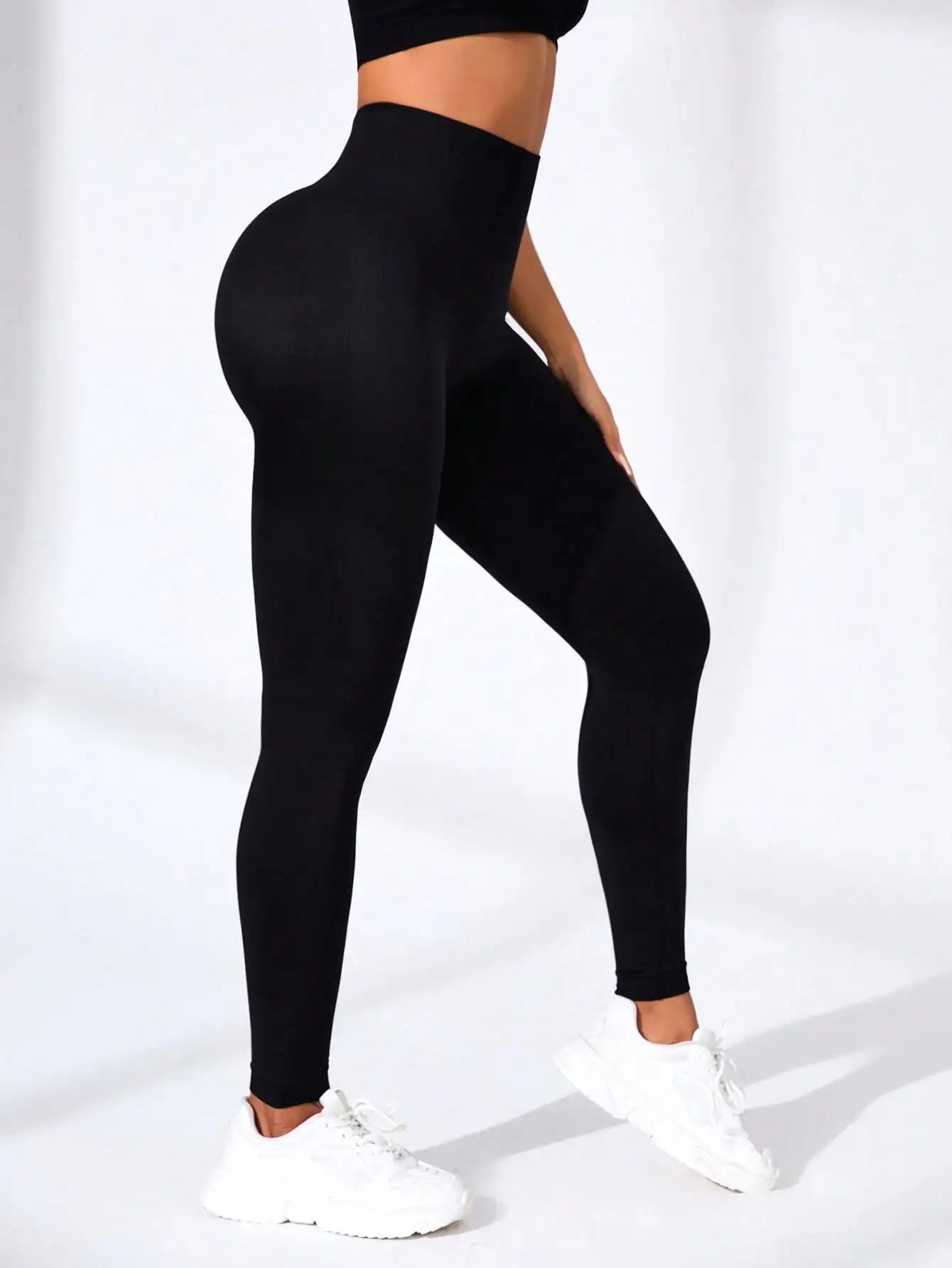 The Band Script Yoga Tight