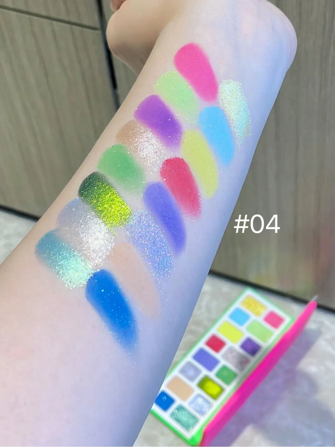 The 16-Color Chameleon Eyeshadow Palette