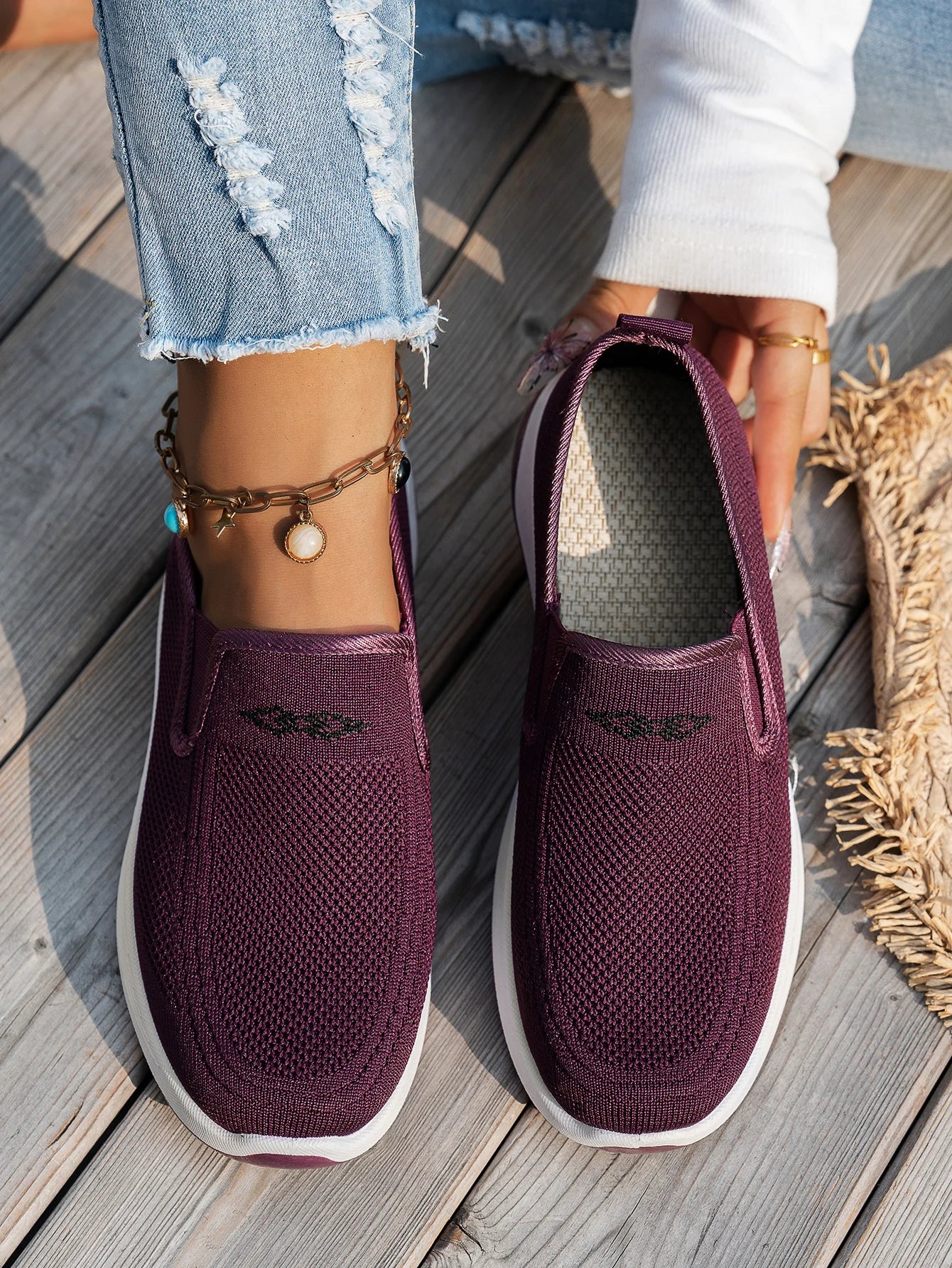 Women Casual Sports Shoes Breathable Lightweight Sneakers Anti-slip Flats Outdoor Running Walking Shoes Female Vulcanized Shoes
