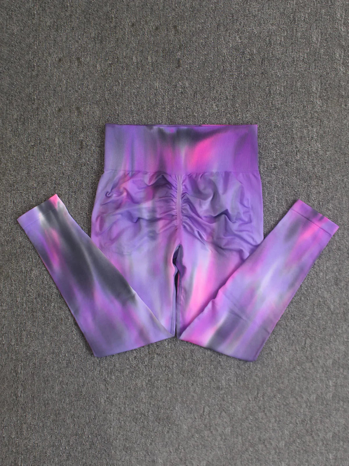 The Aurora Gradient Scrunch