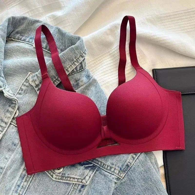Red Year of The Nation Lifting Small Breasts Gathered and Supported with No Steel Rings and Comfortable and Traceless Bra