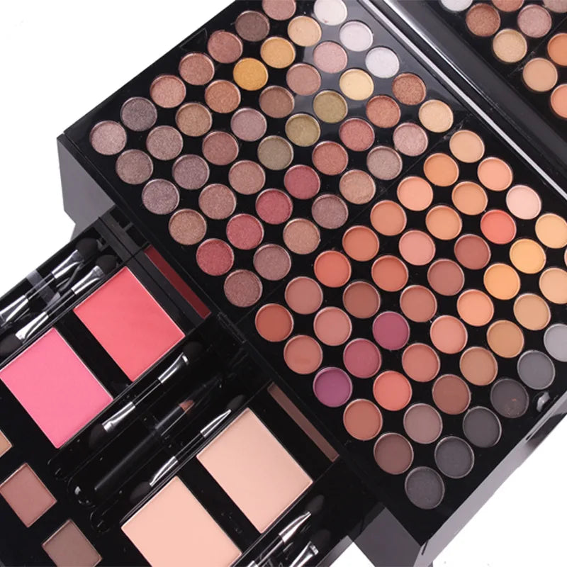 The 180-Color Piano Case Eye & Blush Set