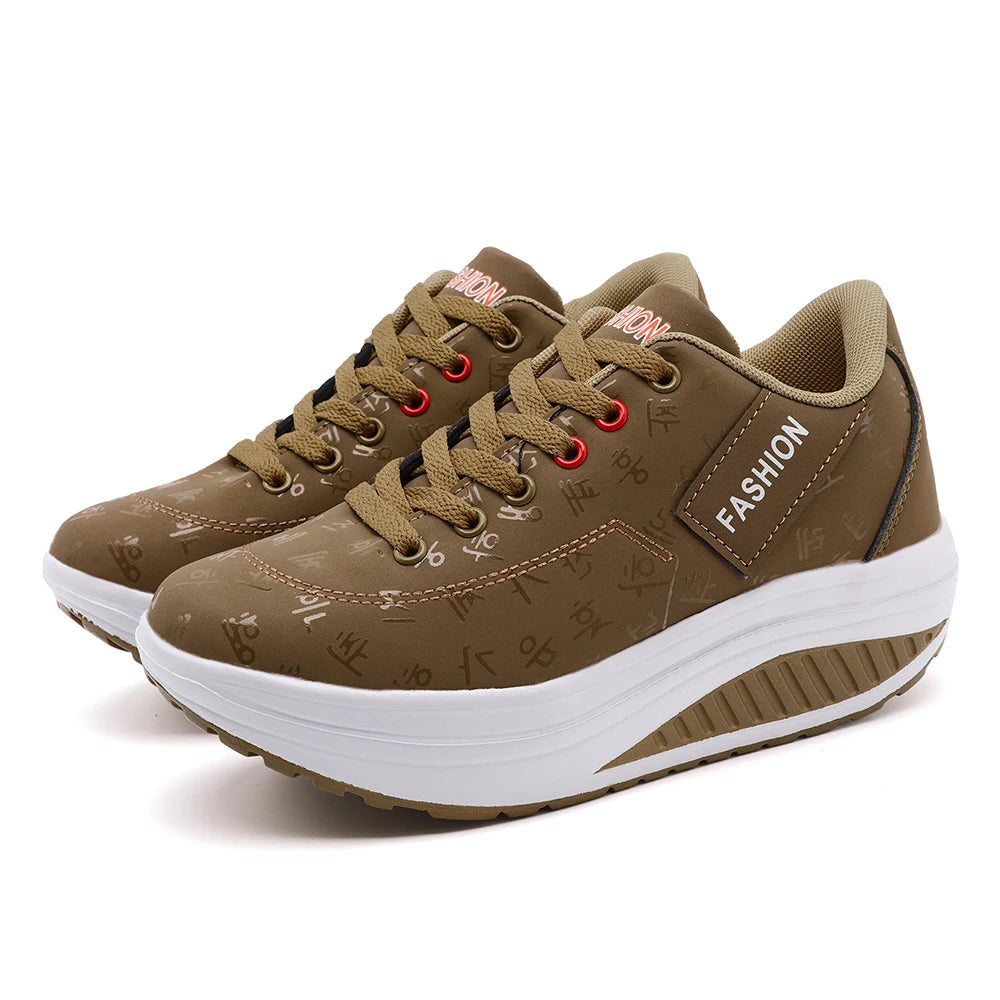 The Wedge Lace Sneaker
