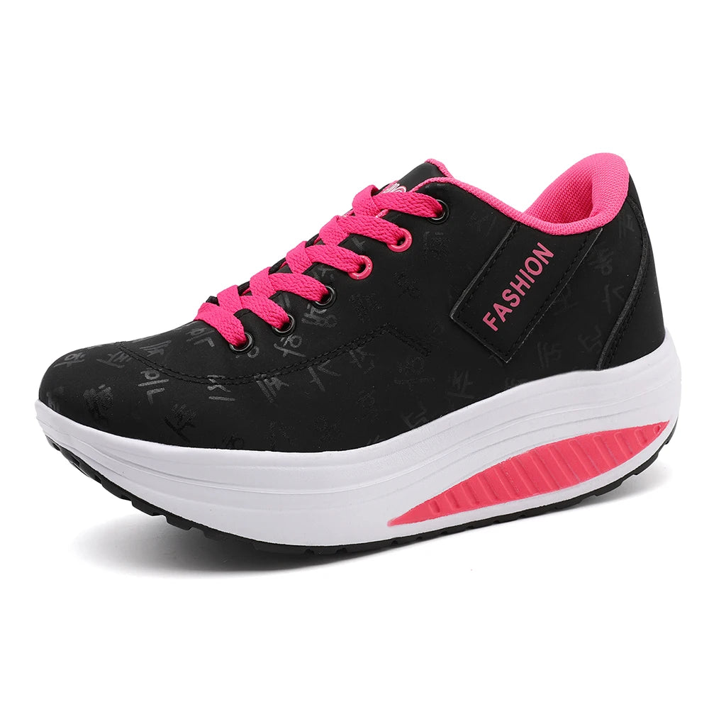 The Wedge Lace Sneaker