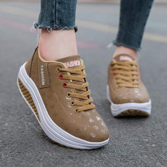 The Wedge Lace Sneaker