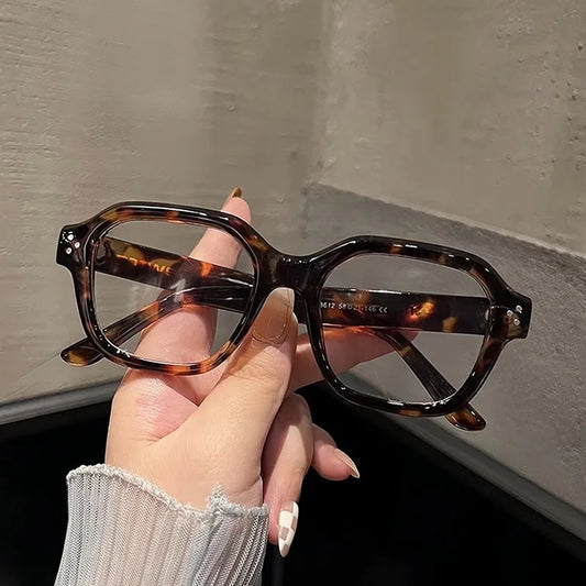 The Retro Square Frames