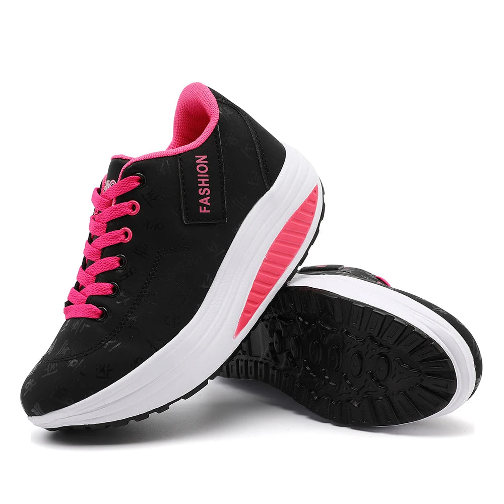 The Wedge Lace Sneaker