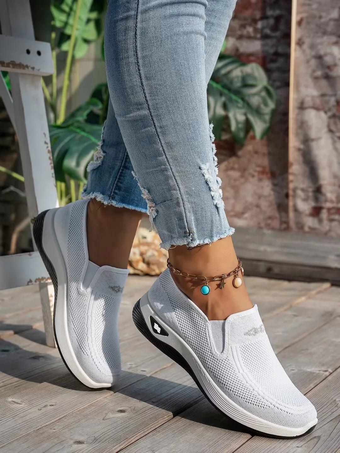 Women Casual Sports Shoes Breathable Lightweight Sneakers Anti-slip Flats Outdoor Running Walking Shoes Female Vulcanized Shoes