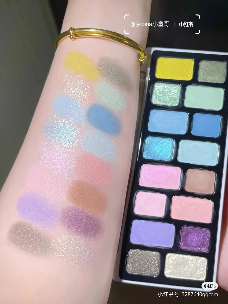 The 16-Color Chameleon Eyeshadow Palette