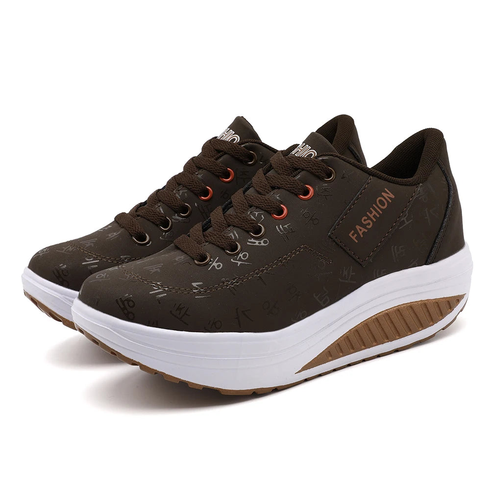 The Wedge Lace Sneaker