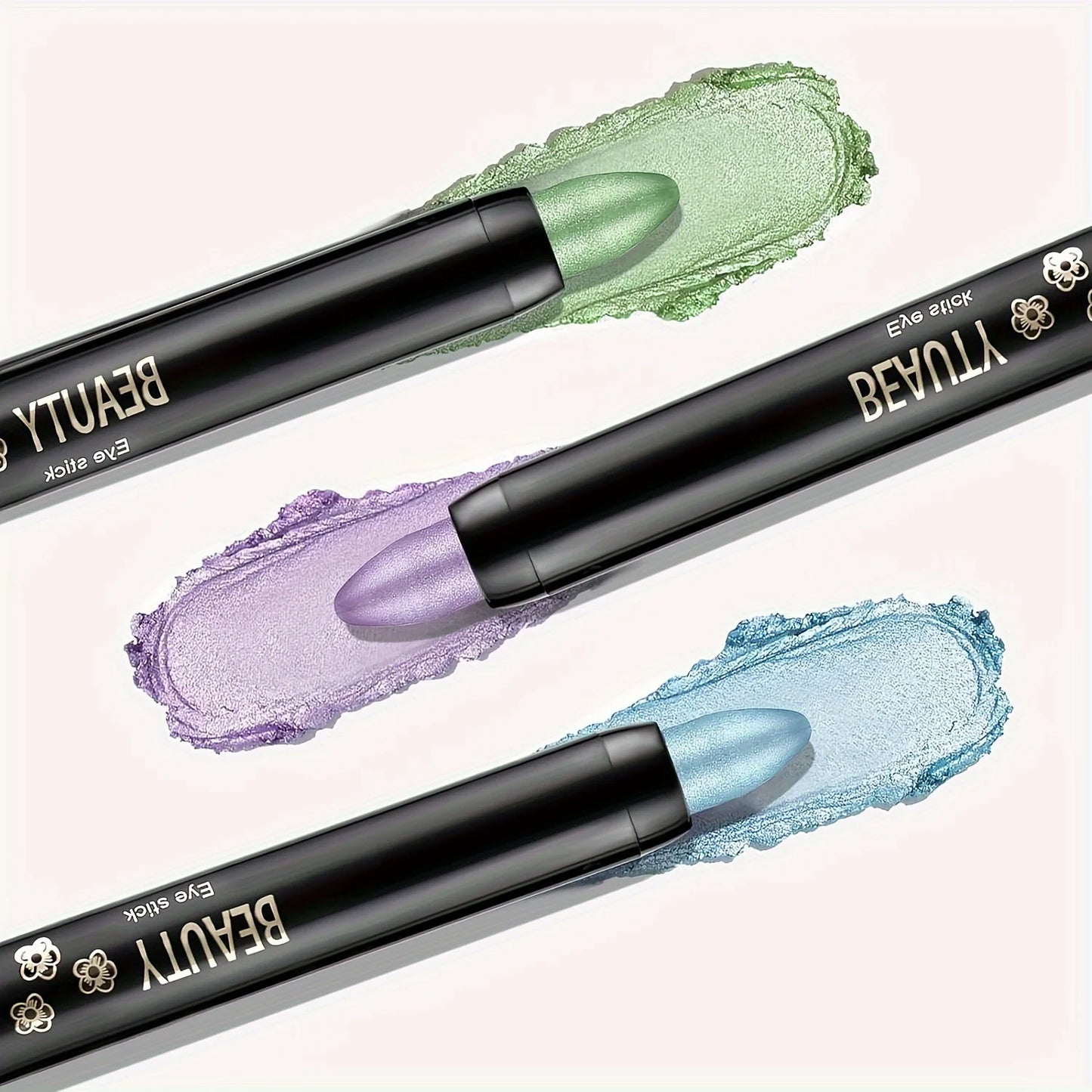 The 16-Color Pearlescent Eyeliner