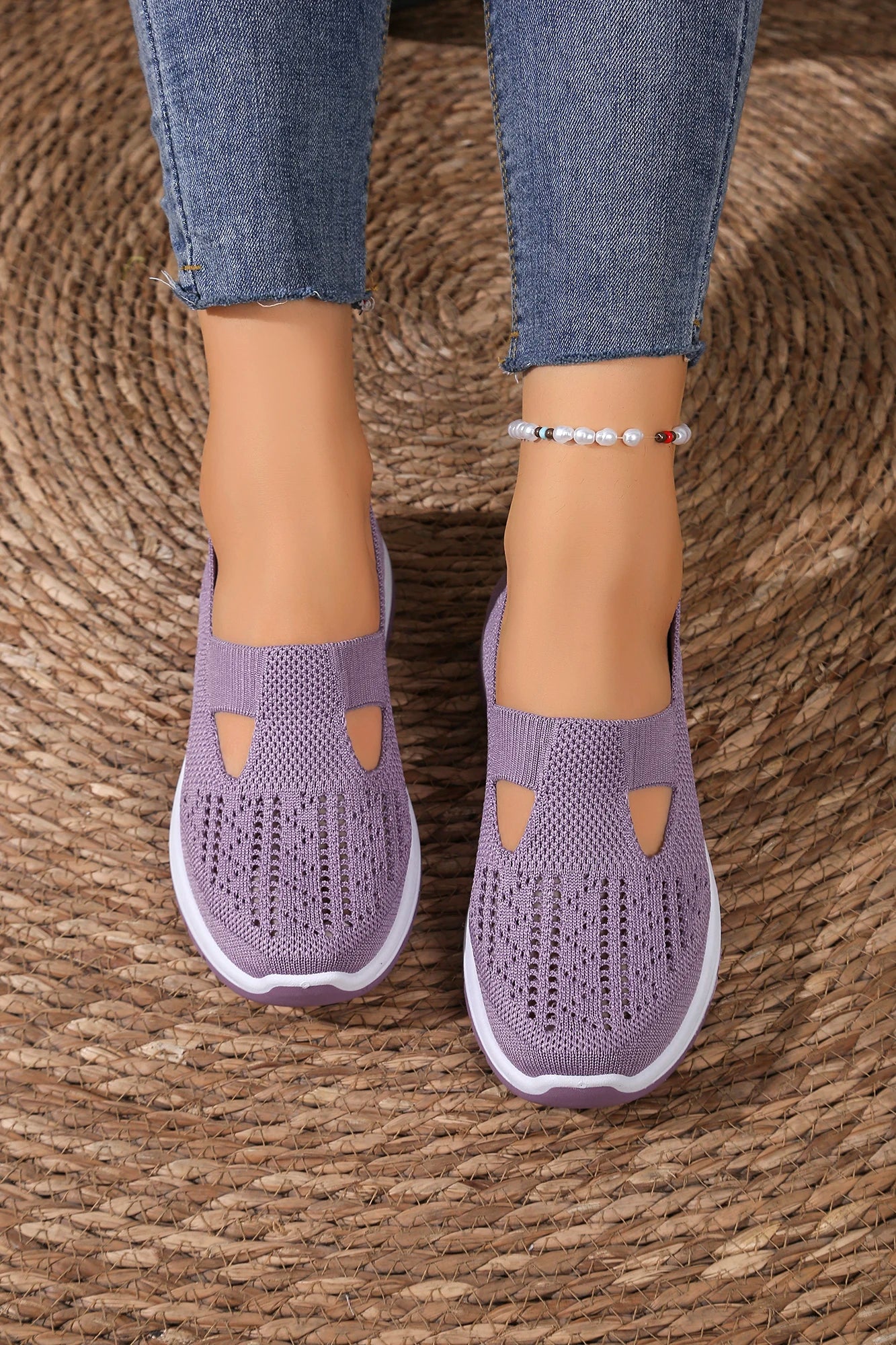 Women's casual sports shoes, solid color breathable sports soft-soled lightweight walking shoes, low-top knitted casual shoes