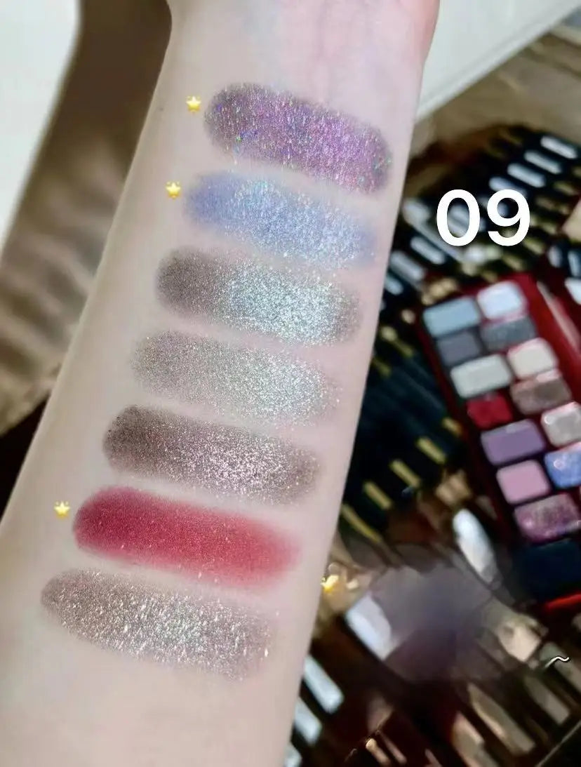 The 16-Color Chameleon Eyeshadow Palette