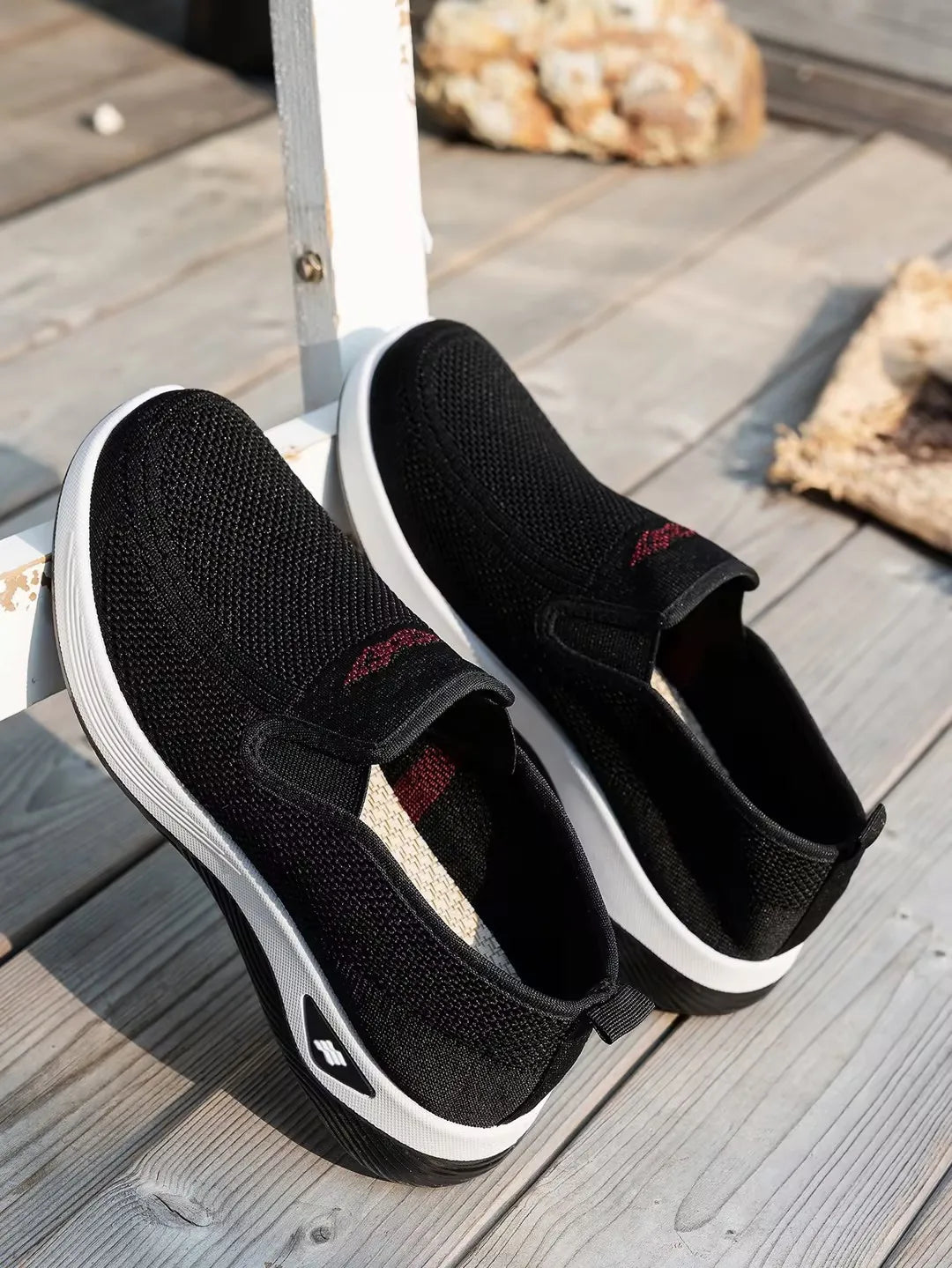Women Casual Sports Shoes Breathable Lightweight Sneakers Anti-slip Flats Outdoor Running Walking Shoes Female Vulcanized Shoes