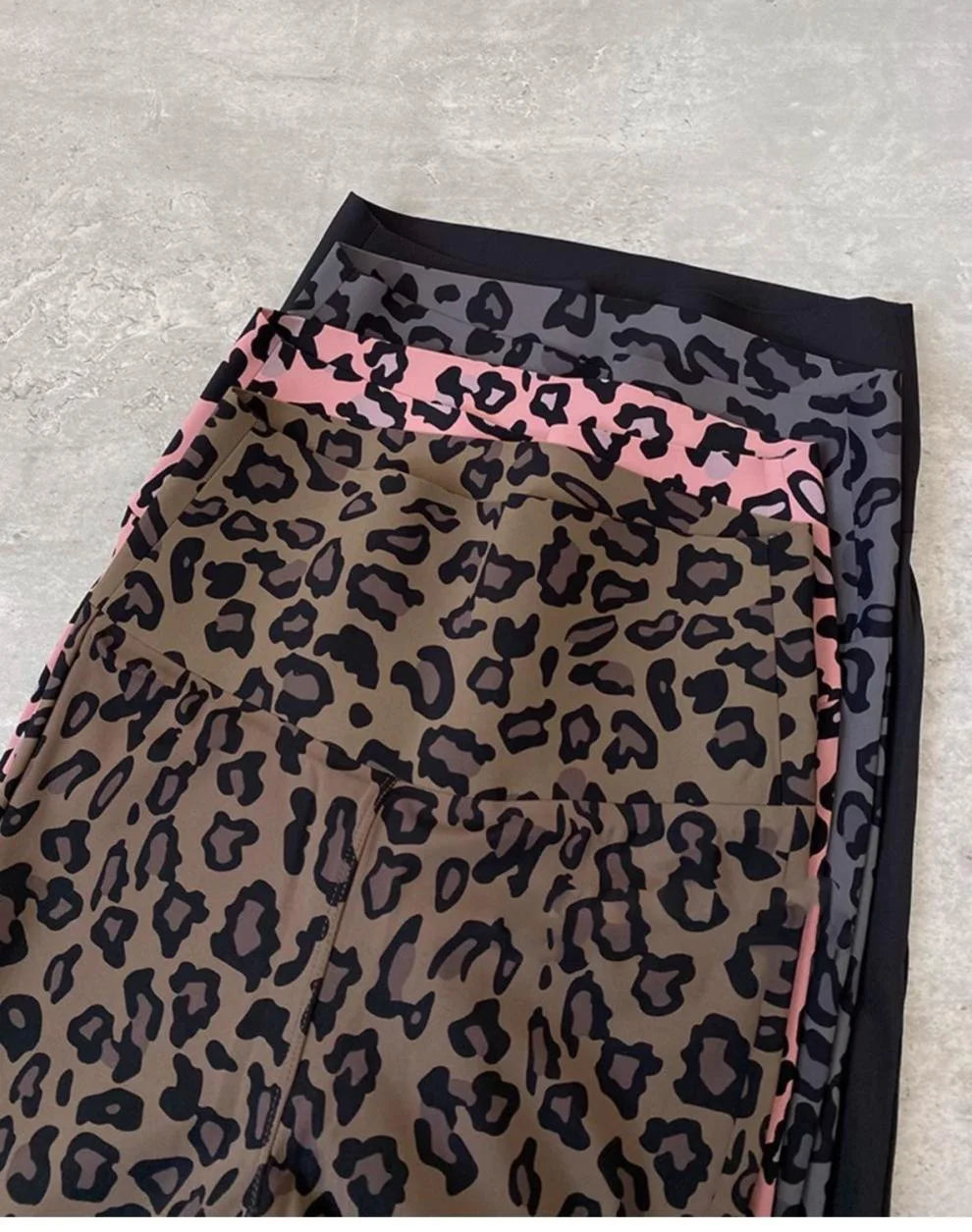 BIVIGAOS Spring Summer Leopard Print Flared Leggings Women Sharkskin High Waist Tight Sport Pilates Sexy Fitness Horseshoe Pants