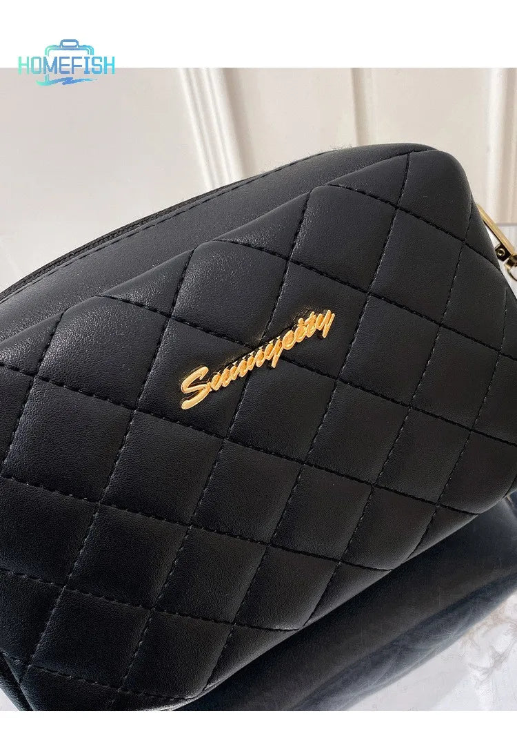 The Tassel Chain Camera Bag