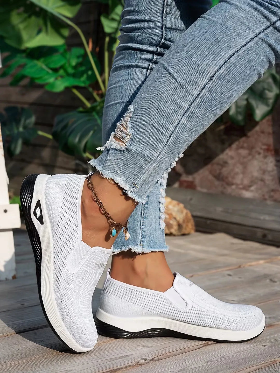 Women Casual Sports Shoes Breathable Lightweight Sneakers Anti-slip Flats Outdoor Running Walking Shoes Female Vulcanized Shoes