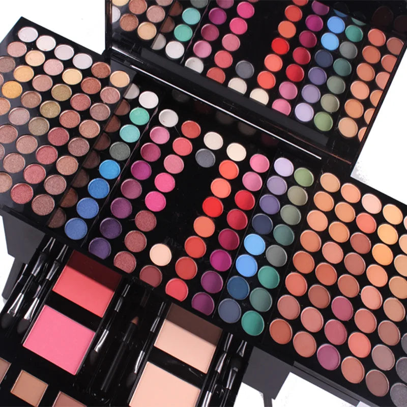 The 180-Color Piano Case Eye & Blush Set