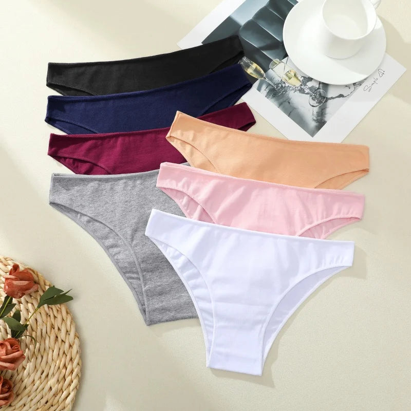 The 4-Pack Seamless Cotton Brief Set