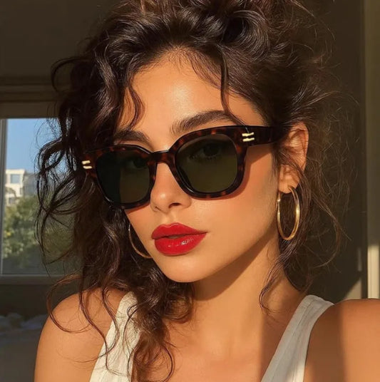 The Oversized UV Blocking Square Sunglasses